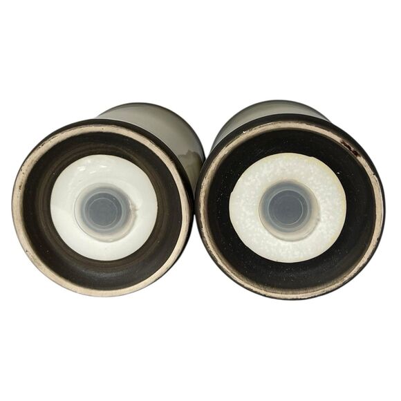 Vintage Sango Nova Black Salt and Pepper Shakers - Picture 15 of 16